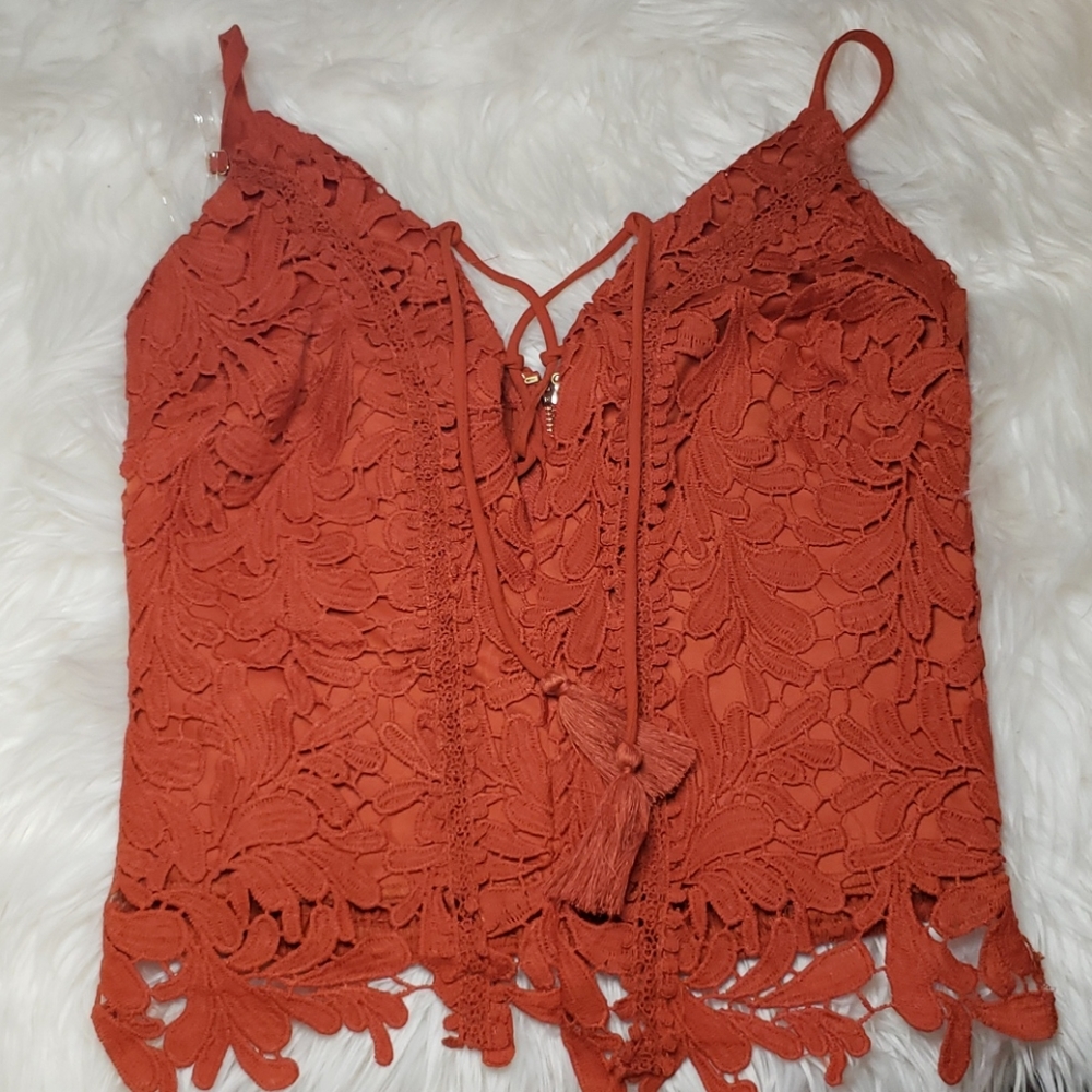 Buckle Willow & Root Tank
